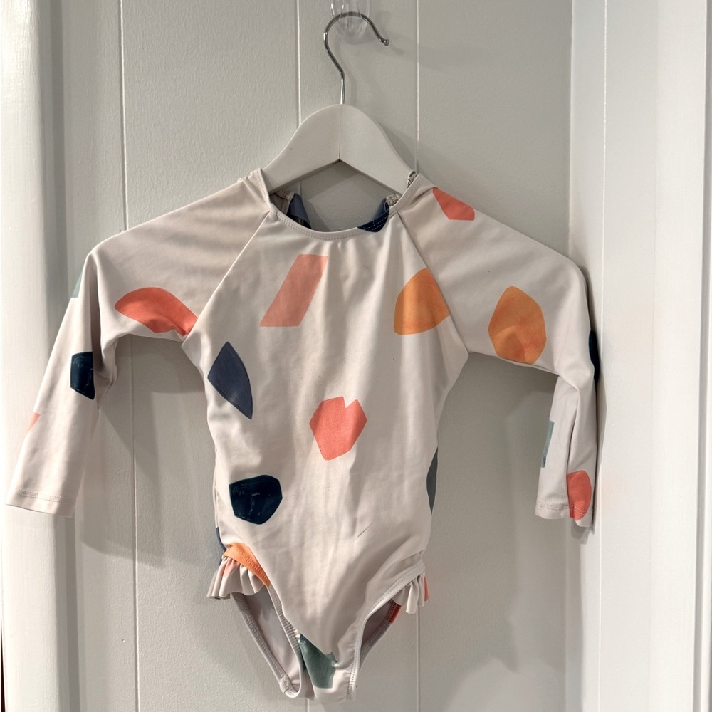 Minnow Girls One-piece, Abstract print 3-4T, EUC